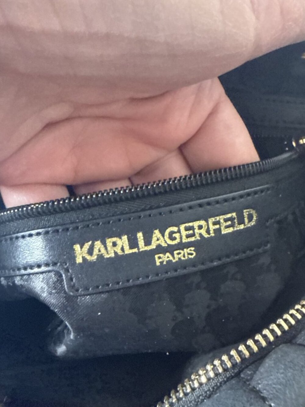 KARL LAGERFELD Paris Womens Karolina Tote Bag Black/Gold Chain Quilted Logo Nice - Picture 11 of 16